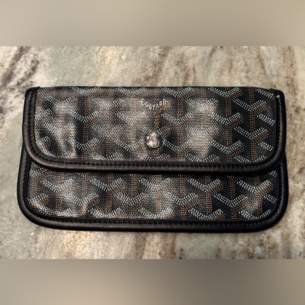 Goyard Black Pouch